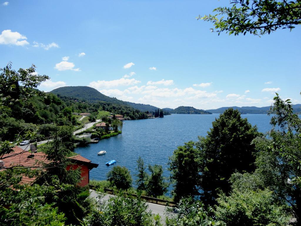 Campeggio Punta Di Crabbia Pettenasco Exterior foto